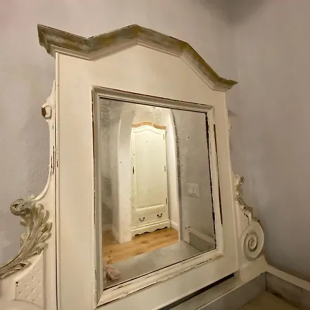 Peruzzi Royal Apartment Florence