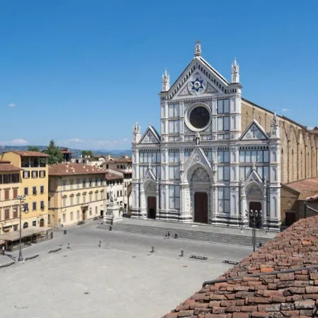 Peruzzi Royal Apartman